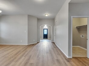 10223 Sierra Grace Ln in Houston, TX - Foto de edificio - Building Photo