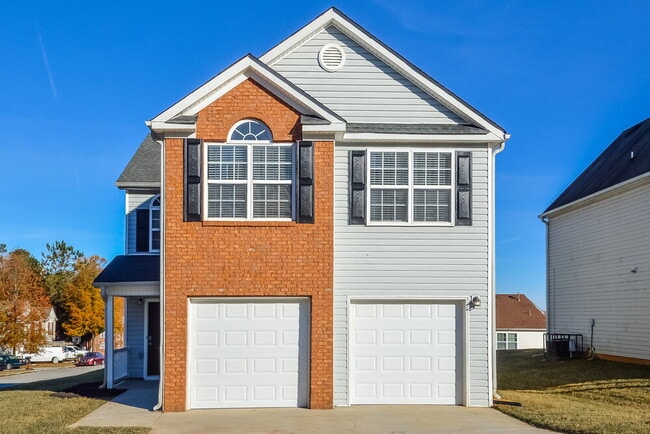 property at 5862 Amerson Ln