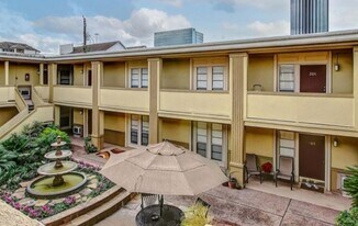 4727 W Alabama St, Unit 1128 in Houston, TX - Building Photo