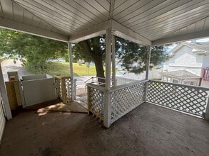 109 E Pitt St in Canonsburg, PA - Building Photo - Building Photo