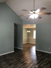 663 Windward Dr in Hinesville, GA - Building Photo - Building Photo