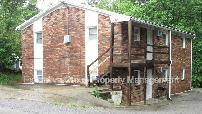 property at 1140 Evelyn Dr