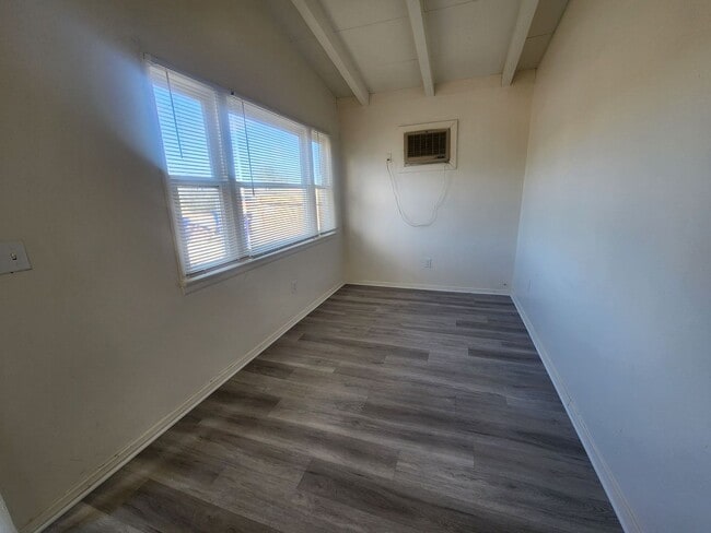 6667 Desert Queen Ave in Twentynine Palms, CA - Building Photo - Building Photo