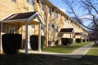 Continental Terrace in Bloomington, IN - Foto de edificio