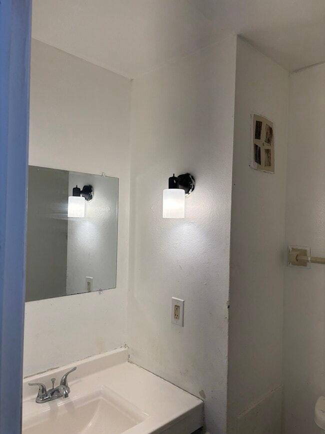 9281A W Allyn St, Unit 9281 A in Milwaukee, WI - Building Photo - Building Photo