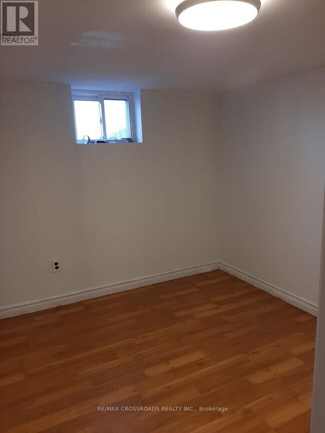 68 Marchington Cir in Toronto, ON - Building Photo - Building Photo