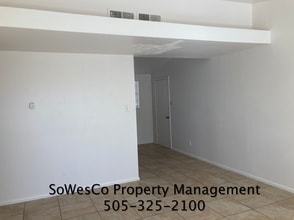 110 W 33rd St in Farmington, NM - Building Photo - Building Photo