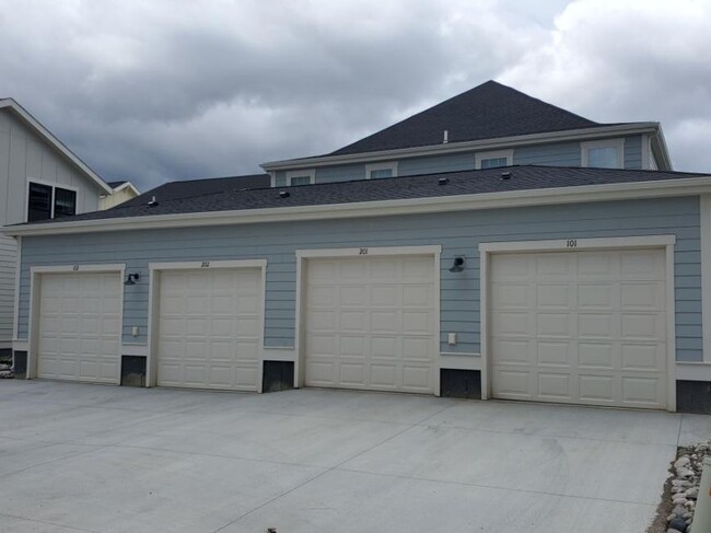 6138 Elysian Rd in Billings, MT - Building Photo - Building Photo