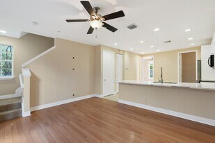 802 University Blvd in Jupiter, FL - Building Photo - Building Photo