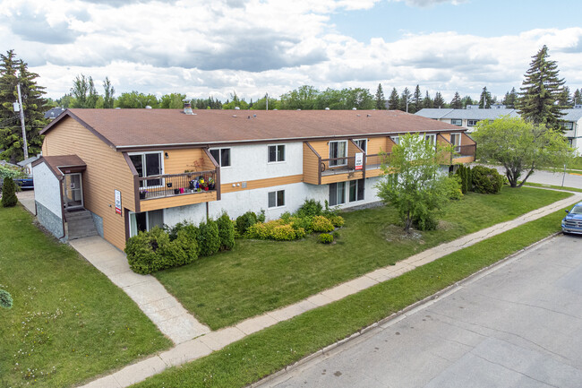 Citadel Apartments in Lloydminster, AB - Building Photo - Building Photo