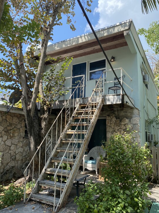 1703 Johnson St, Unit B in Key West, FL - Building Photo