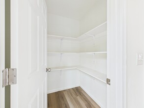 1771 Dallas Dr in North Pole, AK - Building Photo - Building Photo