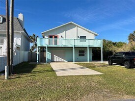 1213 N Central Ave in Flagler Beach, FL - Building Photo