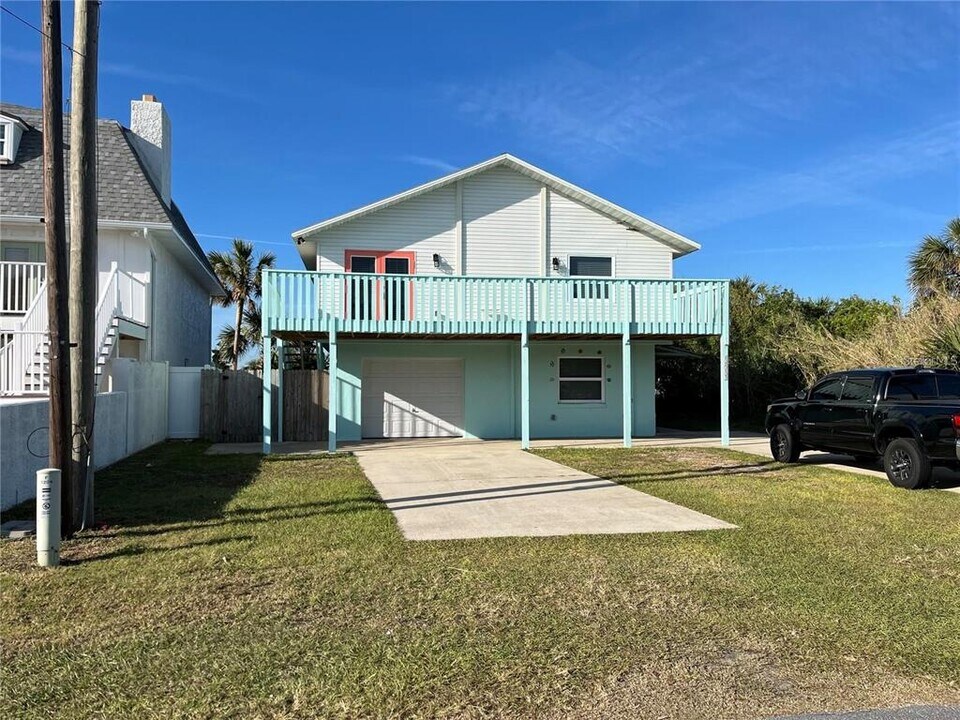 1213 N Central Ave in Flagler Beach, FL - Building Photo