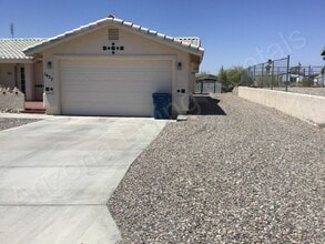 1437 Inverness Ct in Lake Havasu City, AZ - Building Photo - Building Photo