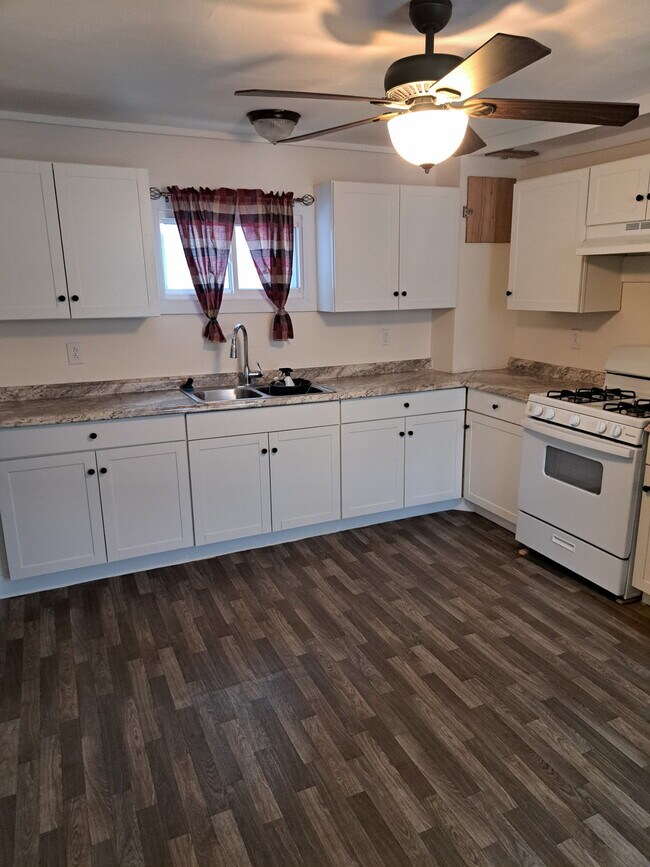 property at 147 E Cayuga St