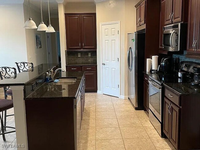 8570 Evernia Ct in Bonita Springs, FL - Building Photo - Building Photo