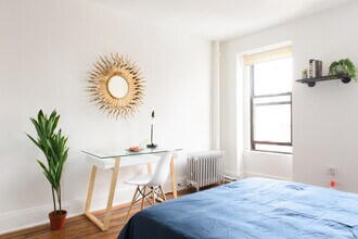 1567 York Ave in New York, NY - Foto de edificio - Building Photo