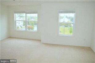 1729 Barnett Ct in Severn, MD - Building Photo