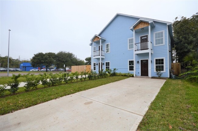 property at 7403 Buena Vista St