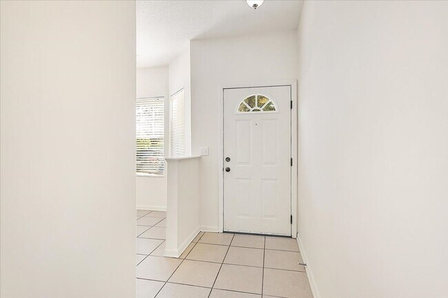 3750 Silver Bluff Blvd in Orange Park, FL - Building Photo - Building Photo