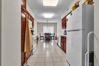 11 S Wille St in Mount Prospect, IL - Building Photo - Building Photo