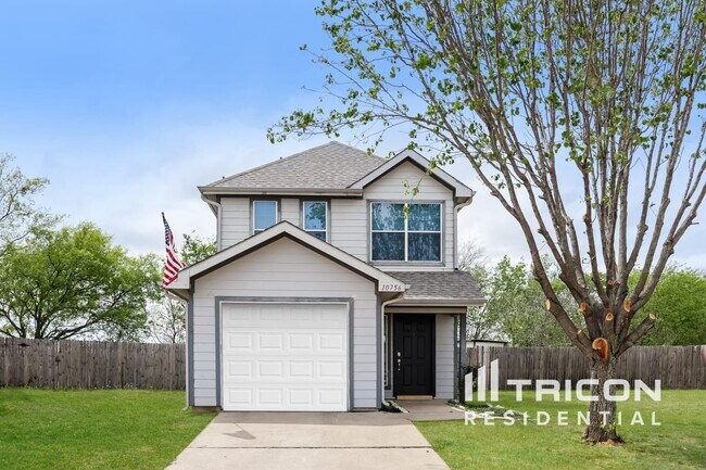 property at 10756 Many Oaks Dr