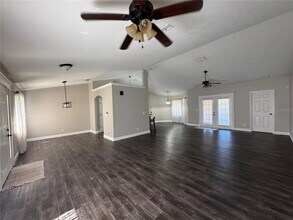 5615 SW 138th Terrace in Ocala, FL - Foto de edificio - Building Photo