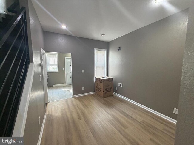 property at 2262 N Cleveland St