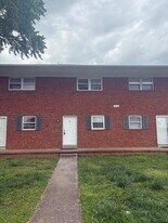 1708 Highland Way in Bowling Green, KY - Building Photo
