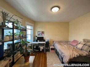 16-18 Silvey Place, Unit 1 in Somerville, MA - Building Photo - Building Photo