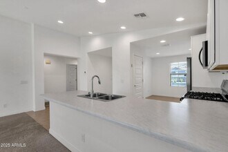 7430 S 22nd Ln in Phoenix, AZ - Building Photo - Building Photo