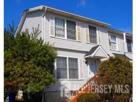 1255 Marigold St in North Brunswick, NJ - Building Photo