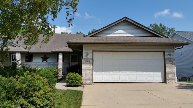 260 Cayman St