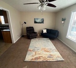 108 Kenilworth Ct, Unit D in Radcliff, KY - Building Photo - Building Photo