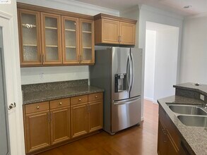 9821 Key W Way in Discovery Bay, CA - Building Photo - Building Photo