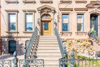 716 Hudson St in Hoboken, NJ - Building Photo - Building Photo