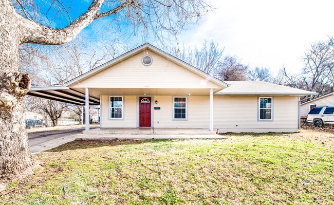 property at 1900 Terrace Lawn Dr