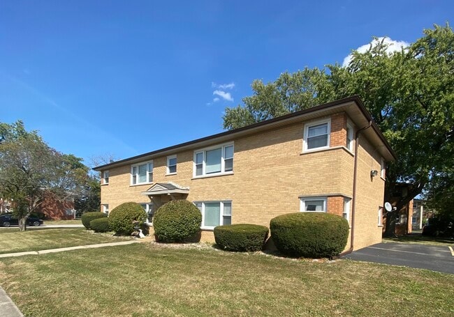 18231 Morgan Ave in Homewood, IL - Building Photo - Building Photo