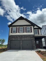 144 Briarwood Dr E in Dawsonville, GA - Building Photo