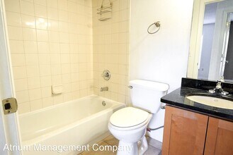 2528 E Washington St in Orlando, FL - Building Photo - Building Photo