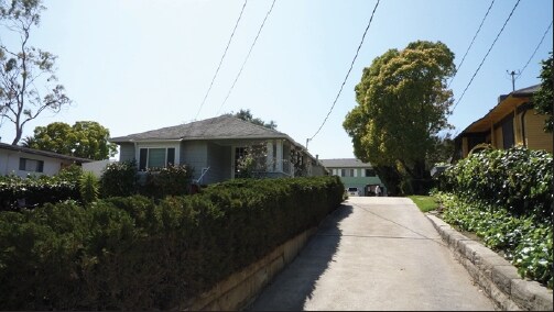 1315 Olive St in Santa Barbara, CA - Foto de edificio - Building Photo