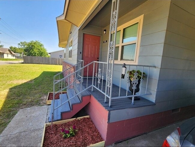 2421 N Prospect Ave in Oklahoma City, OK - Building Photo - Building Photo