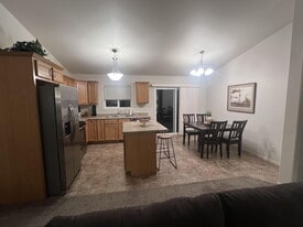 72 Mulberry Loop NE in Minot, ND - Building Photo