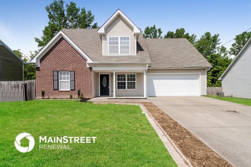 143 Lyndhurst Dr in La Vergne, TN - Foto de edificio