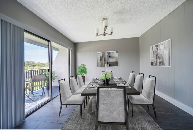 Piper Village West in West Palm Beach, FL - Building Photo - Building Photo