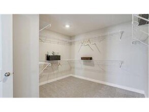 1429 Clover Preserve Ln in Chaska, MN - Building Photo - Building Photo