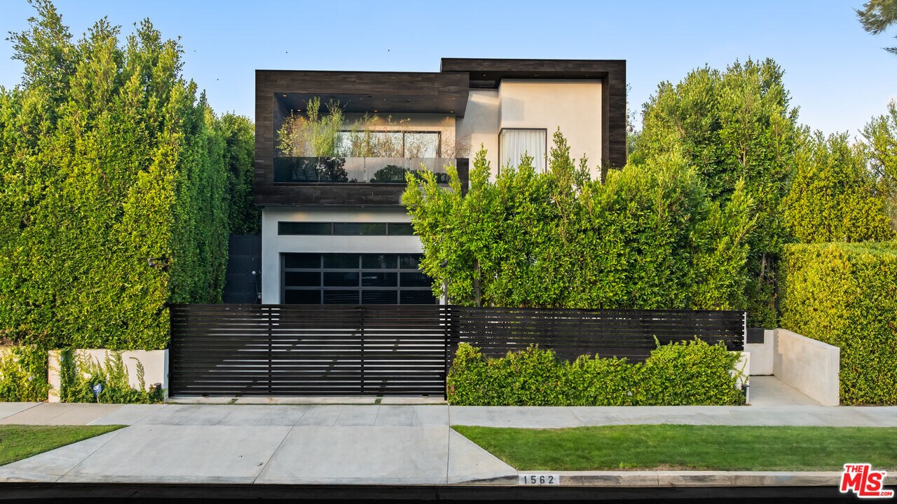 1562 Ensley Ave in Los Angeles, CA - Building Photo
