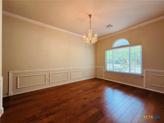 property at 109 W Great Plains Trail