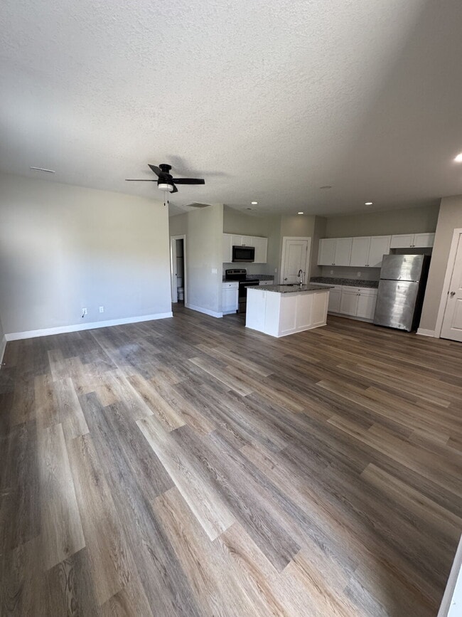 5250 N Cypress Cir in Bel Aire, KS - Building Photo - Building Photo